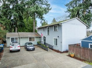 302 SW 146th St, Burien, WA 98166