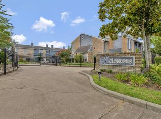 2323 Fairwind Dr APT 322, Houston, TX 77062