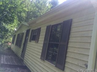 594 King Rd, Flat Rock, NC 28731