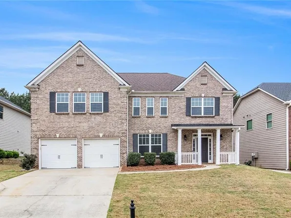 2036 Broadmoor Way, Fairburn, GA 30213
