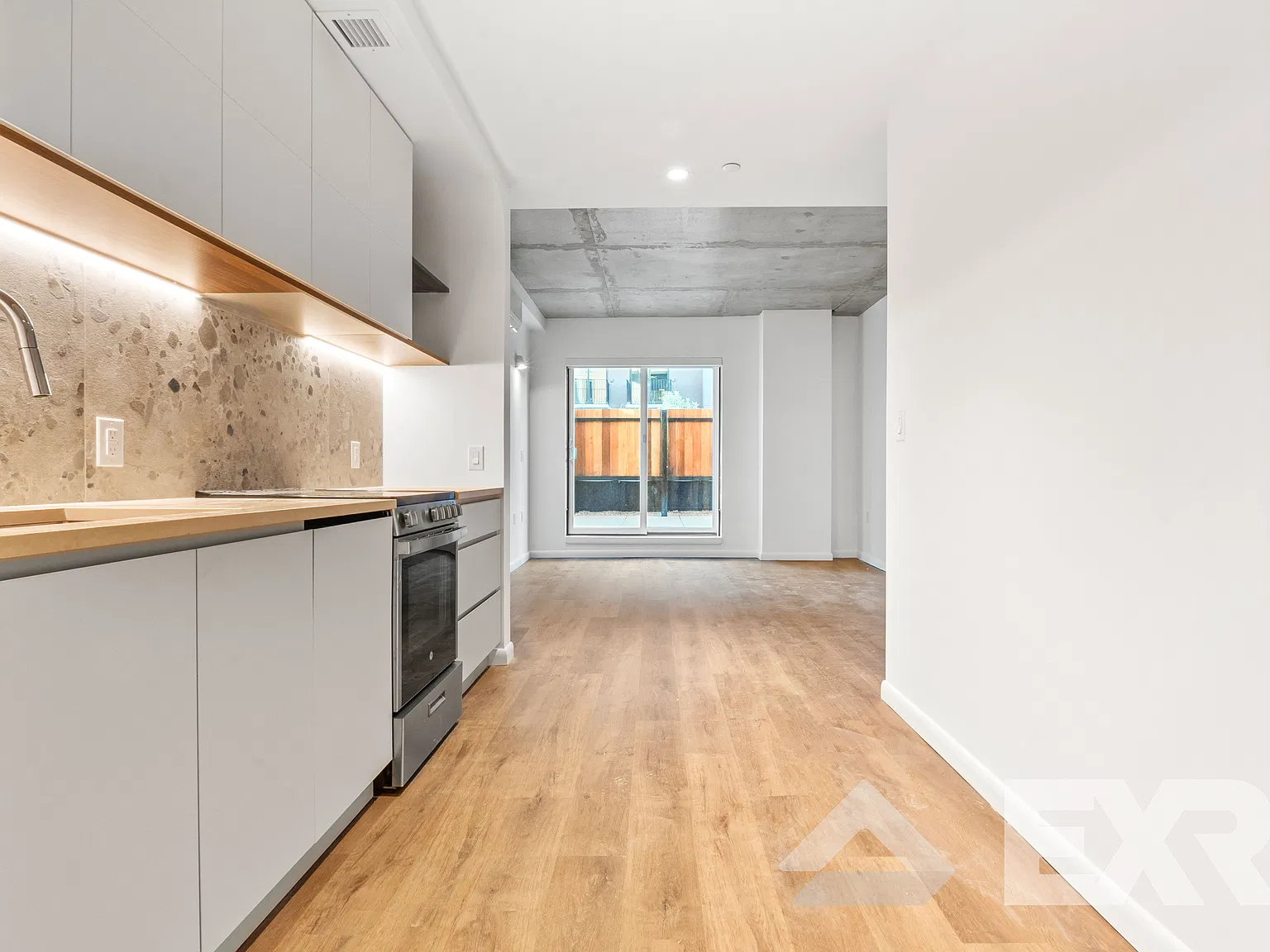 150 Noll Street — Photo 2