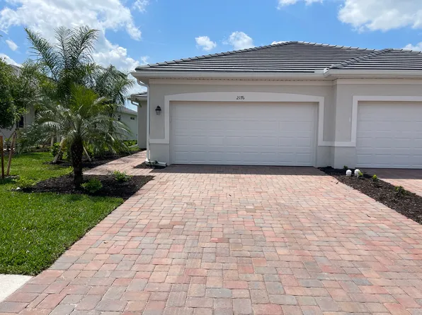 2176 Dragonfruit Way, Naples, FL 34120