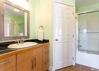 2272 James Cir #A — Photo 8