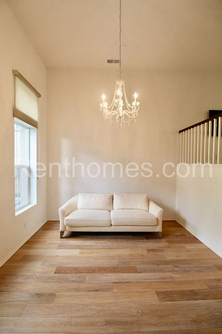 San Marcos, 1626 Waterlily Wy, 3 BR Twnhm in beautiful Lake San Marcos. Hard wood floors, A/C and... — Photo 2