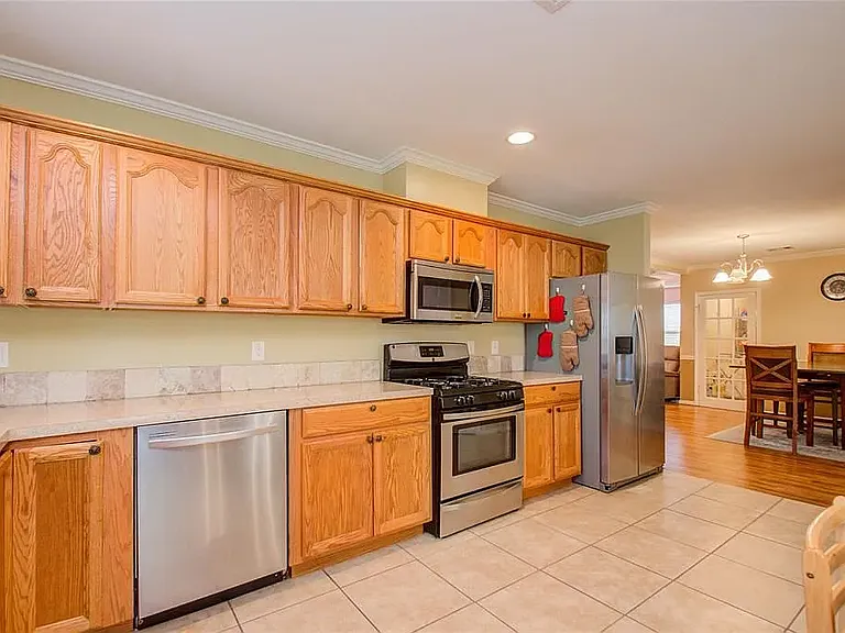 3806 Arbor St — Photo 6