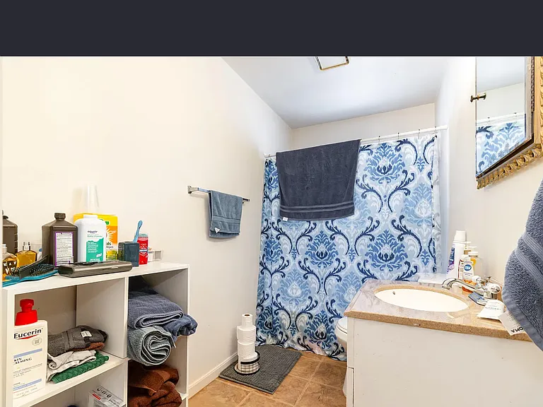 714 W 35th St #1 — Photo 1