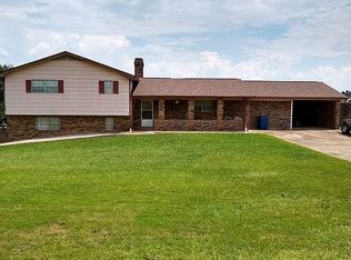 1900 Gilliland Rd, Blountsville, AL 35031