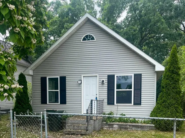 1833 Continental St, Muskegon, MI 49442