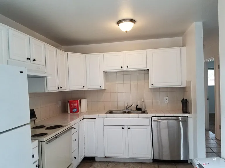 2519 S Parkcrest Dr #3 — Photo 5