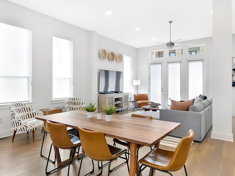 1008 Concordia Ave — Photo 15