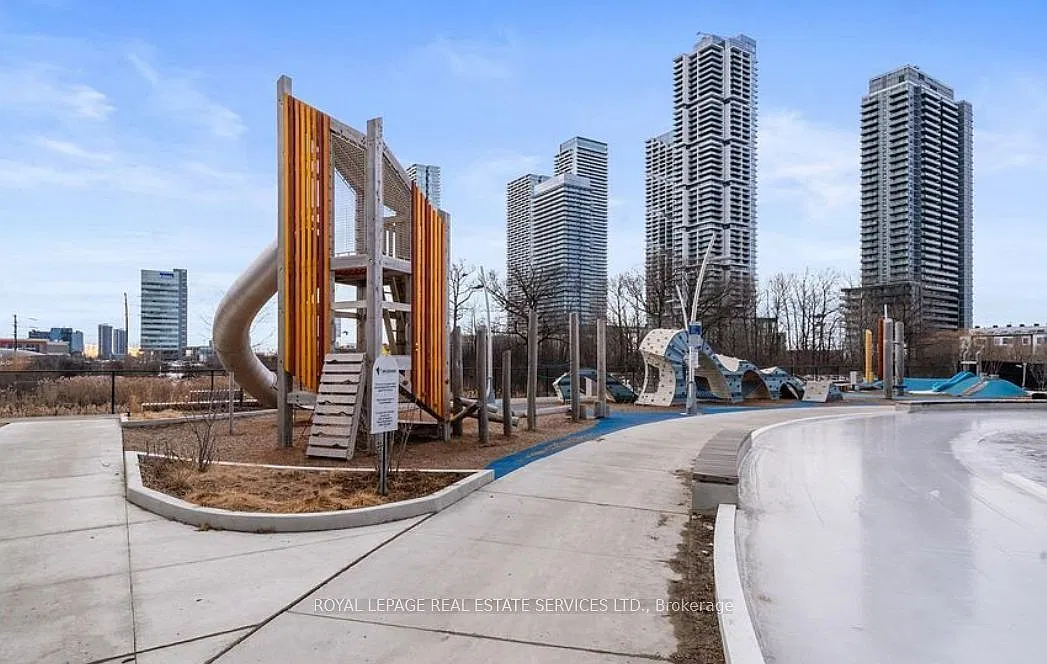 2 bed, $2,750 — Photo 2