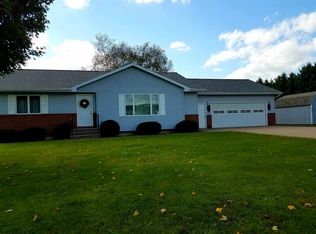 N1385 Meadow Ln, Merrill, WI 54452