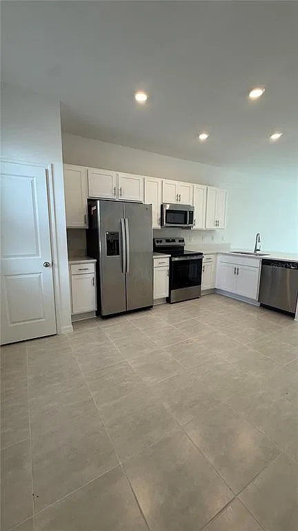 2 bed, 2.5 bath, 1187 sqft, $2,000 — Photo 3