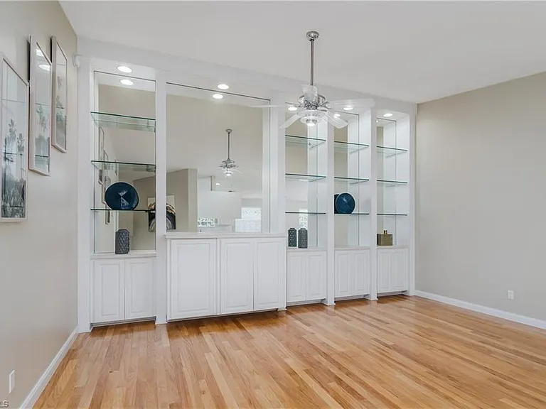 4949 Kingston Way — Photo 3