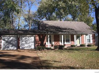 4136 Chasewood Dr, Saint Louis, MO 63128