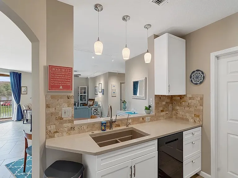 5020 Fairways Cir #J206 — Photo 6
