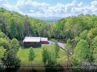 202 Wild Pear Ln #3 & 7A, Franklin, NC 28734