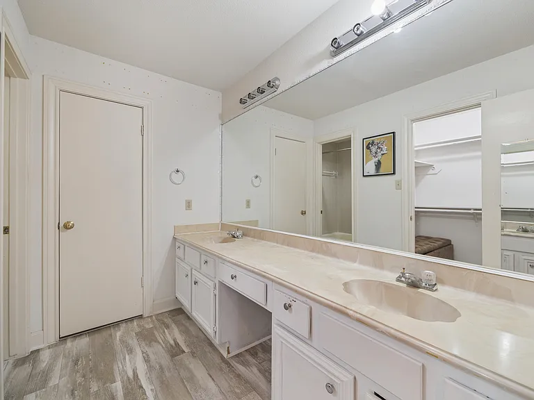 880 Tully Rd #13 — Photo 19