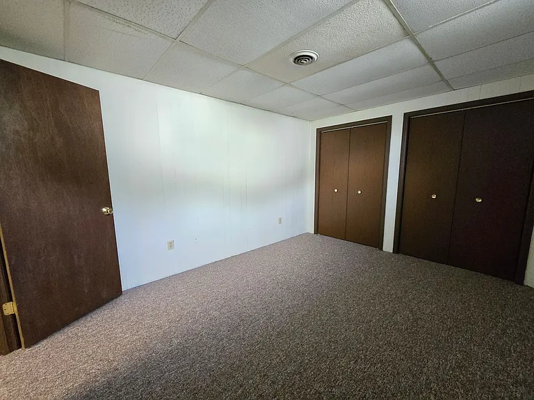 1705 Linda Ln — Photo 12