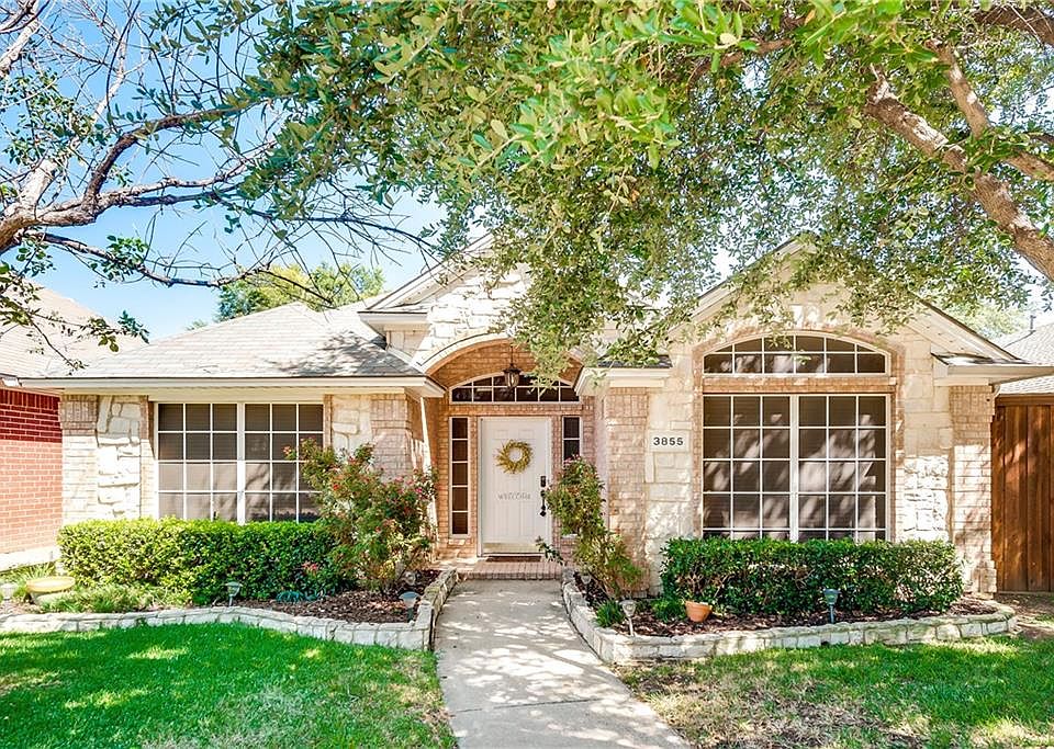 2nd image of 3855 Stockton Ln