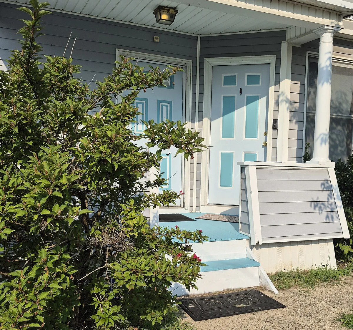 Front door - 1359 Webster St #1