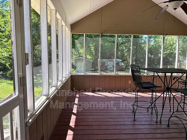 2083 Ridgecrest Rd — Photo 20