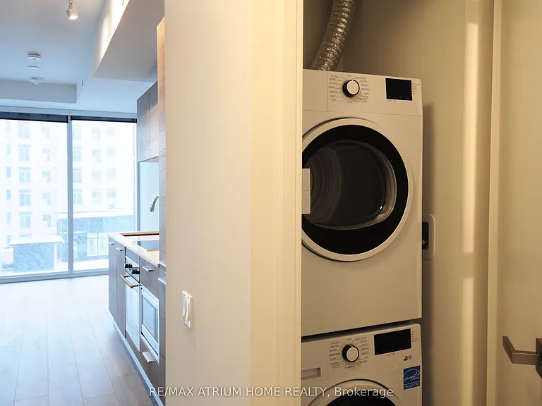 3 Gloucester St #501 — Photo 16