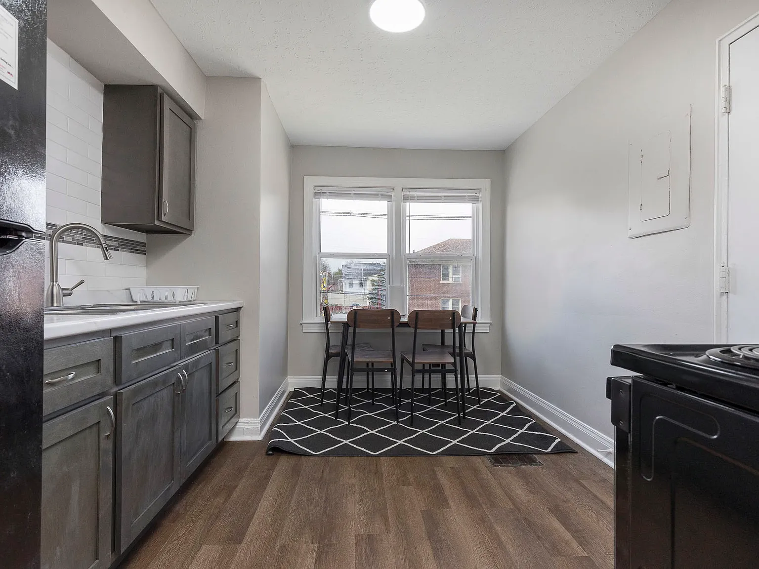 4600 Southern Parkway - Shared Apartment — Photo 4