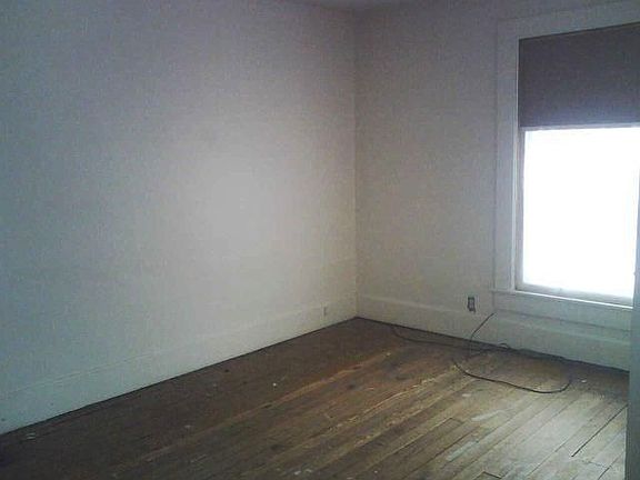 5th image of 1439 Beatty Ave