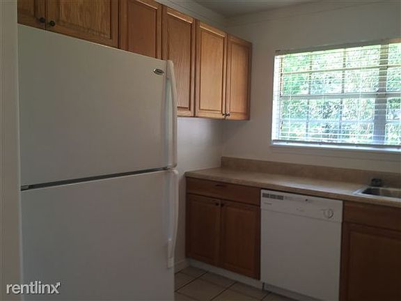 16301, 16209 Linten Initial Walk Through 9-9-15 043