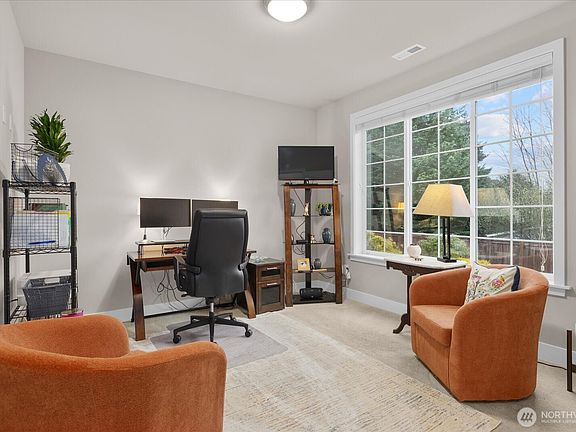 4th image of 715 153rd Street SW