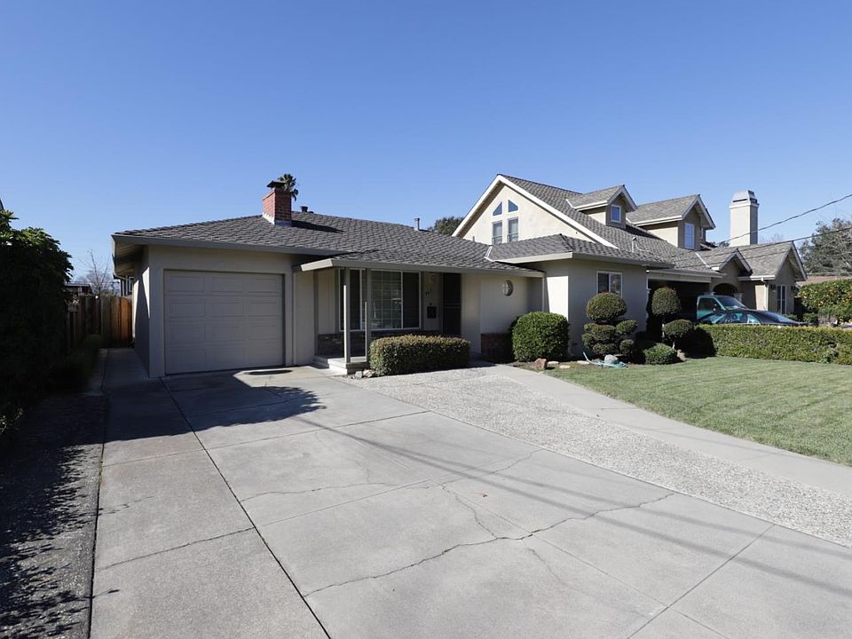 2nd image of 443 Terrace Dr