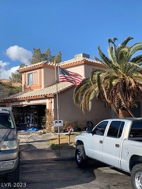 1st image of 8424 Aspenbrook Ave