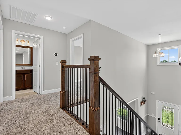 104 Woodtrace Ct — Photo 34
