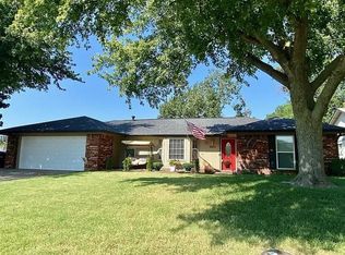 2902 Cellar Door Ln, Enid, OK 73703