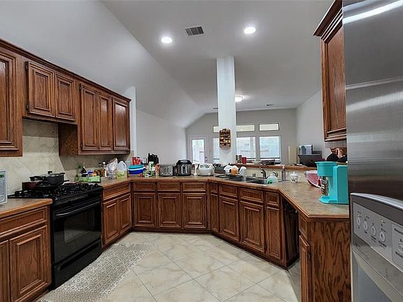 5th image of 24703 Lakecrest Bend Dr