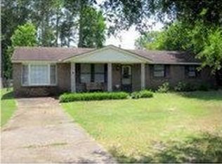 225 Cherry Dr, Prattville, AL 36067