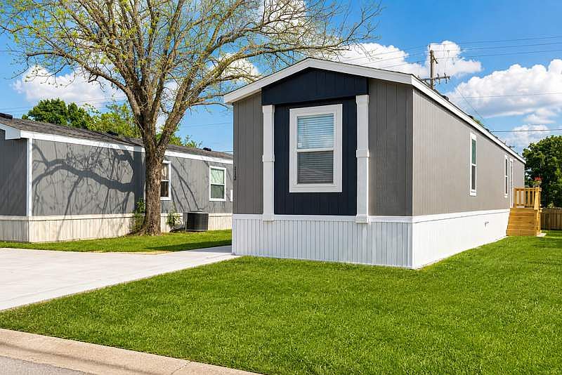 1st image of 112 Ridge Way