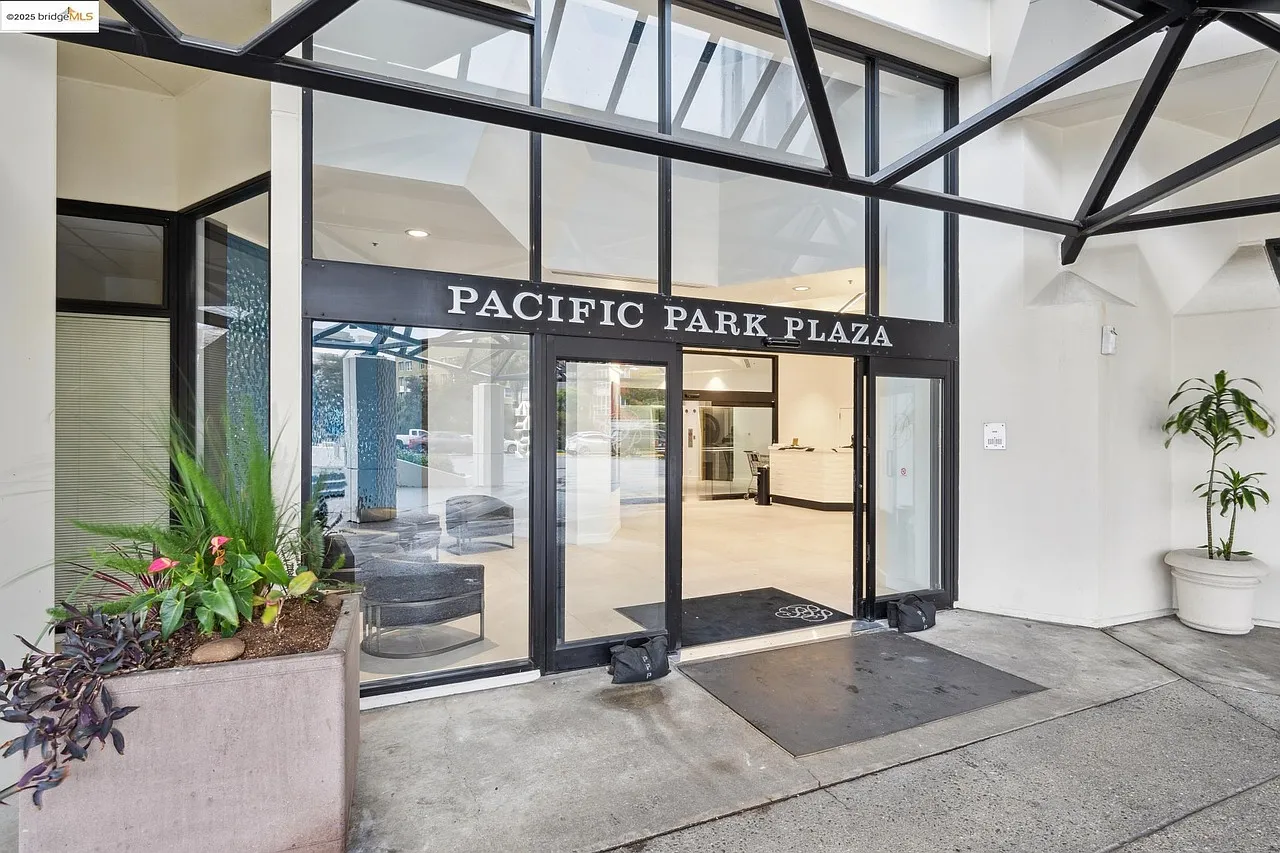 1 bed, 634 sqft, $2,700 — Photo 4