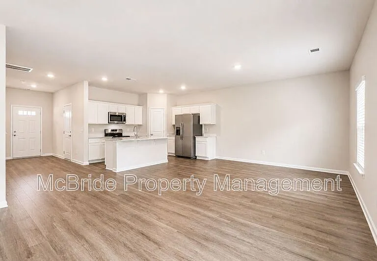 1018 Aldrich St — Photo 10