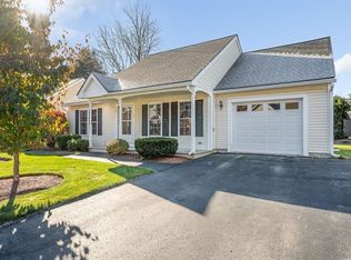 10 Lexington Ct #10, Hudson, NH 03051
