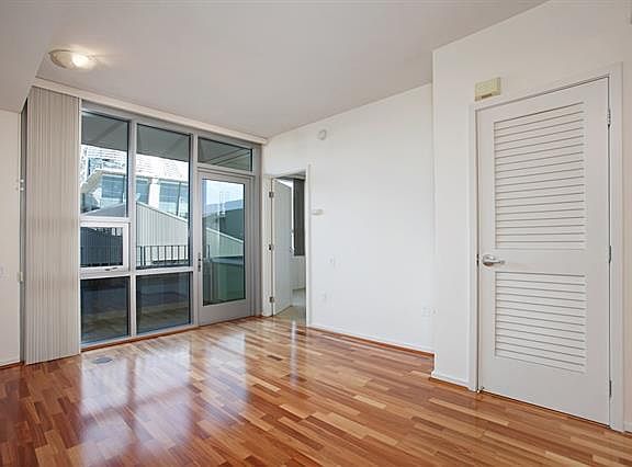 5th image of 321 10th Ave Unit 1203
