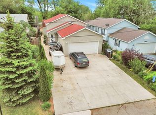 23805 127th St, Trevor, WI 53179