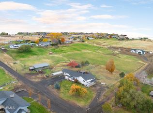 910 Gromore Rd, Yakima, WA 98908