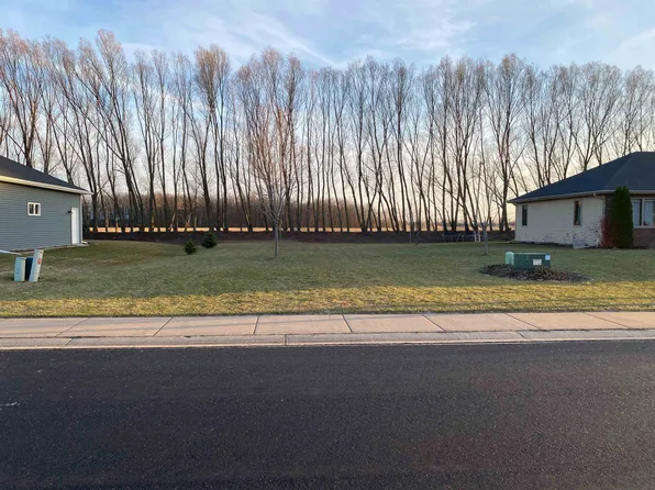 278 Royal Street Pats Dr #42, Wrightstown, WI 54180