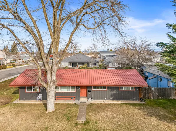 348 N 6th St, Central Pt, OR 97502