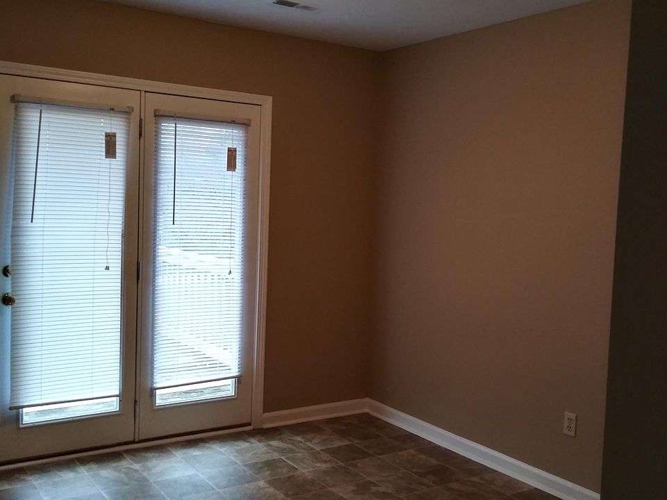 1st image of 206 S Keeneland Dr #B