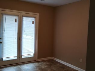 206 S Keeneland Dr #B, Richmond, KY 40475