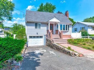 63 Dickerman Ln, Braintree, MA 02184