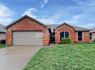 126 Jennings Dr, Waxahachie, TX 75165